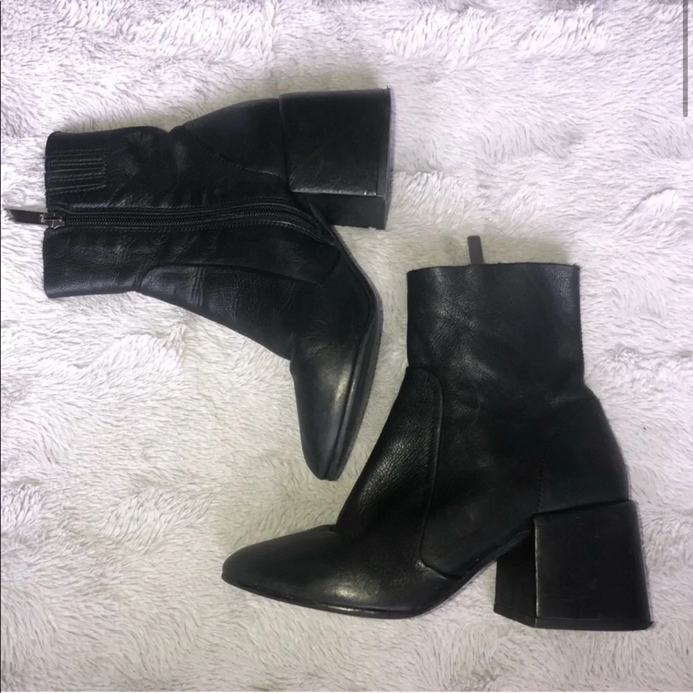 Jeffrey Campbell stylish jeffrey